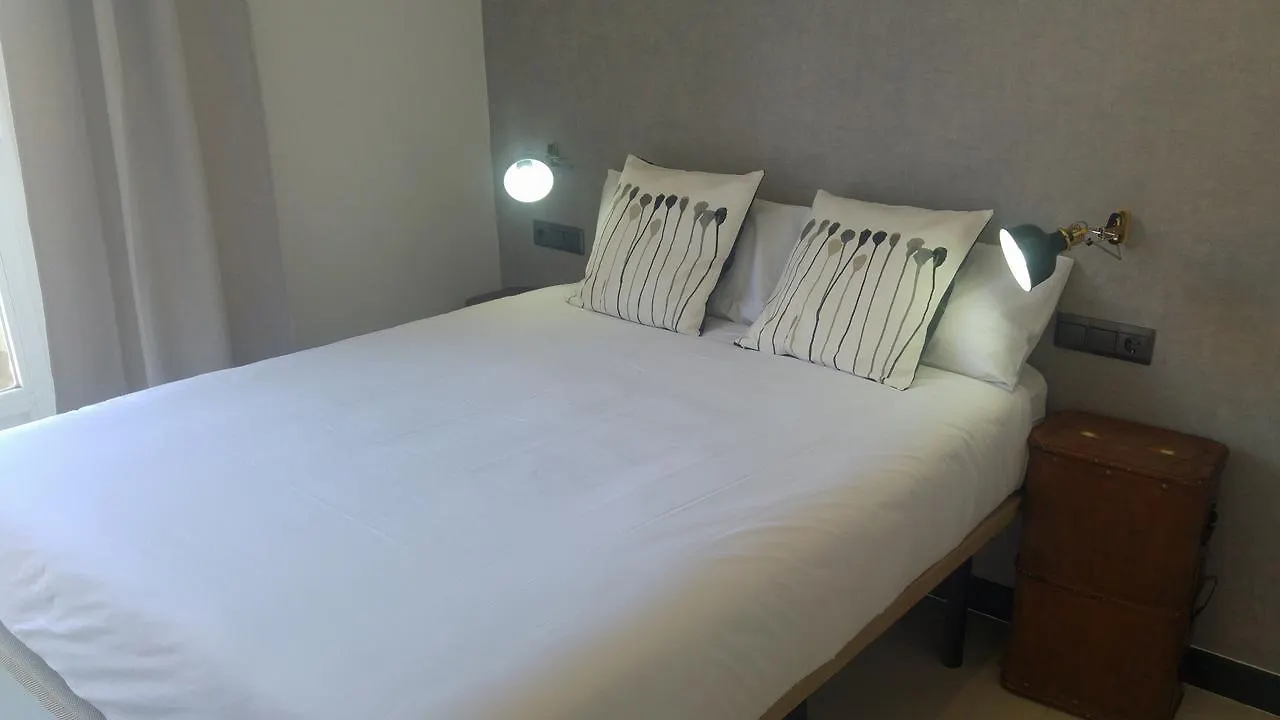 The Lights City Rooms Malaga 2*,  Spain