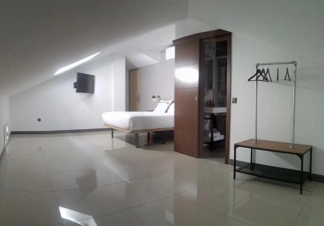 The Lights City Rooms Malaga Hotel