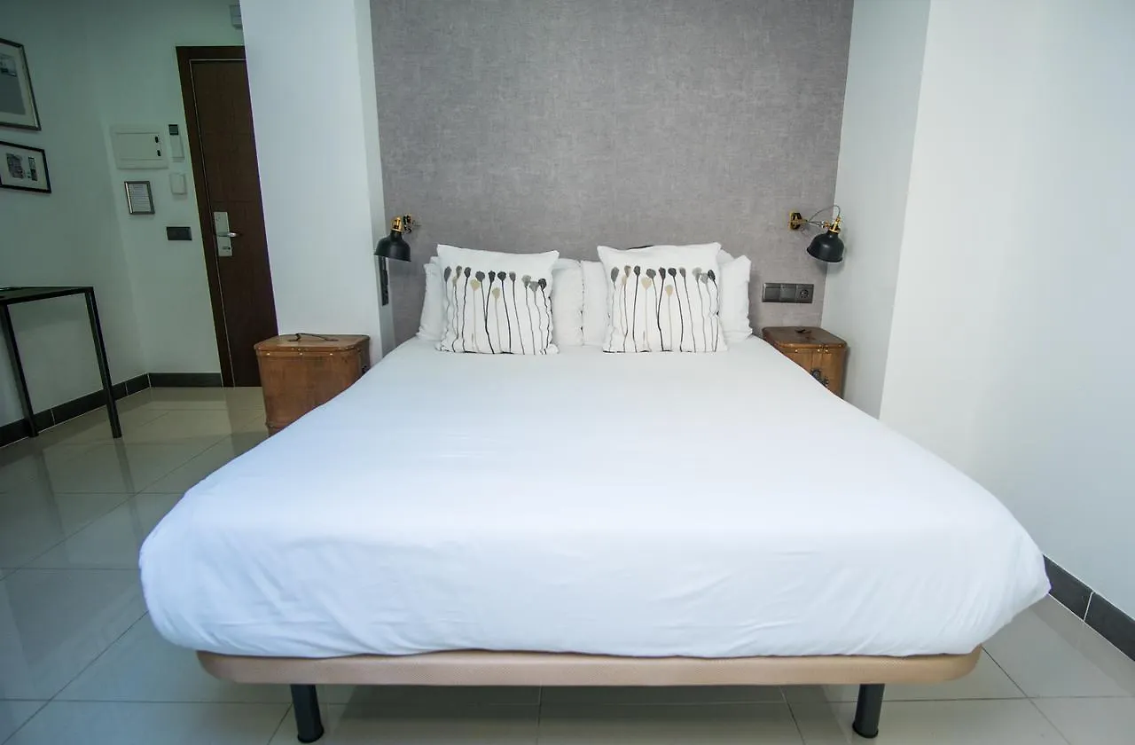 ** Hotel The Lights City Rooms Malaga Spain
